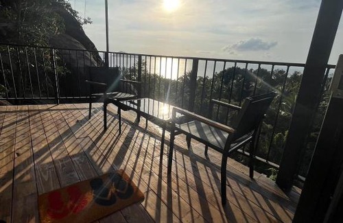 Haad Pleayleam Villa | Sis and Sea Residence