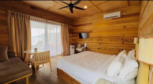 Sabah Resort | Sisipan Island Resort