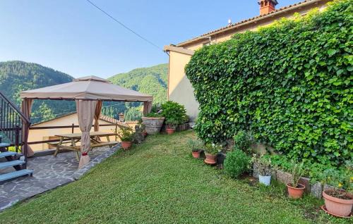 Camporgiano Apartment | Sissi House
