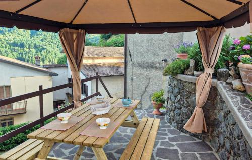Camporgiano Apartment | Sissi House