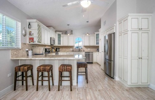 Indian Waterways House | Sit back and relax in this beautiful Islamorada Pool home!