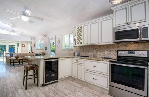 Indian Waterways House | Sit back and relax in this beautiful Islamorada Pool home!