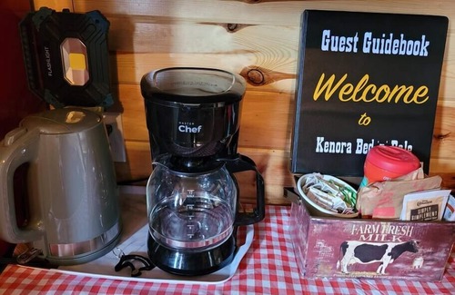Kenora Cabin | Site17-18 Glamping Bunkie & Tent-Small Urban Farm