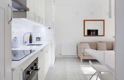 Sitges Apartment | SITGES BLANC SUBUR · Minimalist Design Apartment
