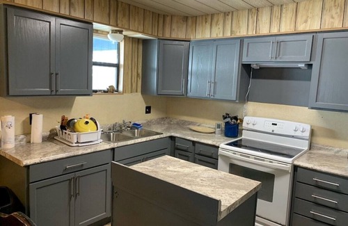 Matagorda House | Sits on Colorado river with lighted fishing pier