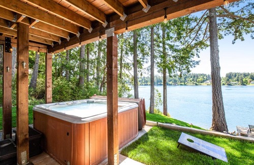 Agate House | Sittin' On the Dock