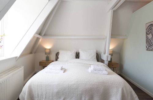 Centrum Bed & Breakfast | Six Boutique Hotel - Luxury Quadruple Room
