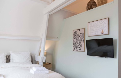 Centrum Bed & Breakfast | Six Boutique Hotel - Luxury Quadruple Room