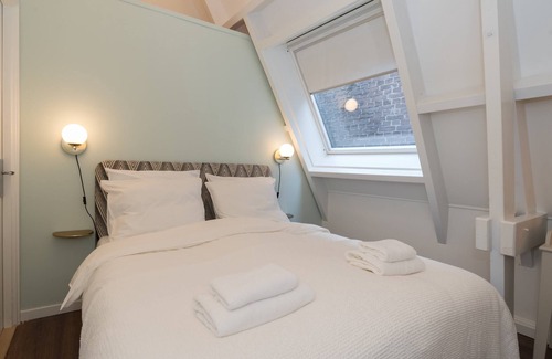 Centrum Bed & Breakfast | Six Boutique Hotel - Luxury Quadruple Room