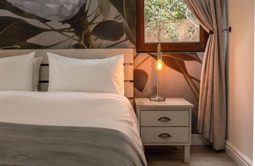 Westcliff House | Sixteen Guest House on Main
