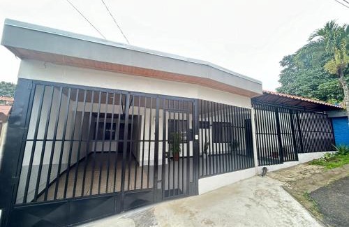 Alajuela Apartment | SJO airport 4 min free parking