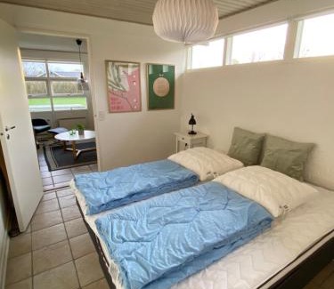 Skovmose House | Skønt sommerhus nær dejlig strand og natur i Skovby på Sydals
