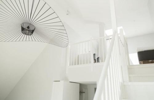 Lidingo Apartment | SK67 Stylish and Full Equipped loft with free parking