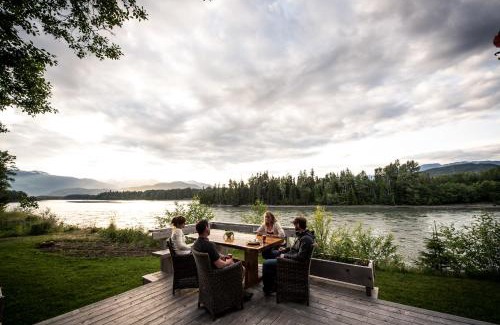 Terrace Bed & Breakfast | Skeena River House Bed & Breakfast