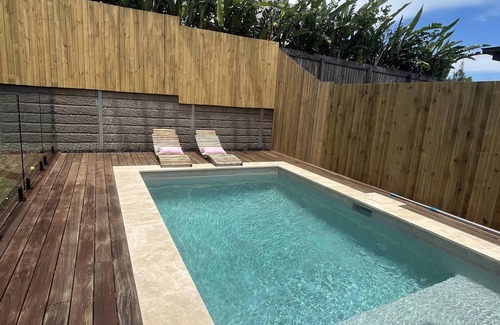 Skennars Head House | Skeenars Head Family Getaway. Pet Friendly with a Pool