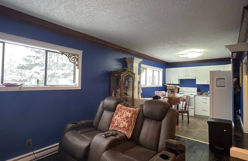 Courtenay Ski Chalet | Ski Chalet in the Alpine Village Mountain Washington