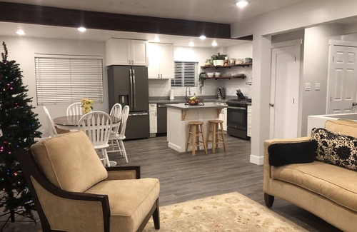 Cottonwood Heights House | Ski Headquarters. Super clean. Sleep like a baby.