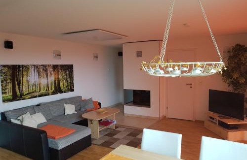 Schnett House | Ski & Hiking Forest Stay
