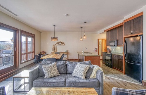 Mont-Tremblant Condo | Ski In/Out Condo w/Mountain Views and Ski Locker