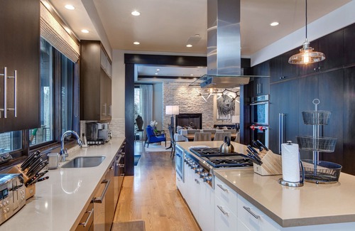 Park City House | Ski-in/out Luxury Mansion, Game & Theater Rooms, Private Hot Tubs! Park City Colony Grand