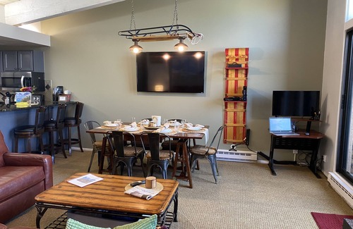 Steamboat Springs Condo | Ski In/Ski Out 2 Bed/2Bath Top Floor Updated Condo With Elevator and Steamshower