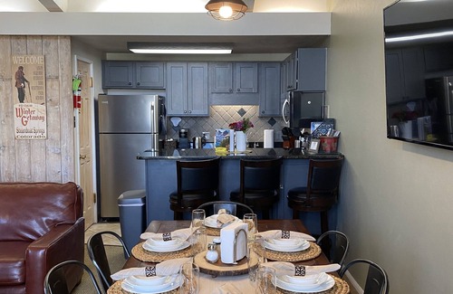 Steamboat Springs Condo | Ski In/Ski Out 2 Bed/2Bath Top Floor Updated Condo With Elevator and Steamshower
