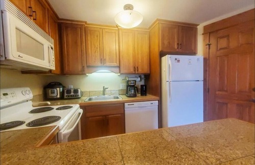 Steamboat Springs Condo | Ski in-Ski out Storm Meadows Club A Condo