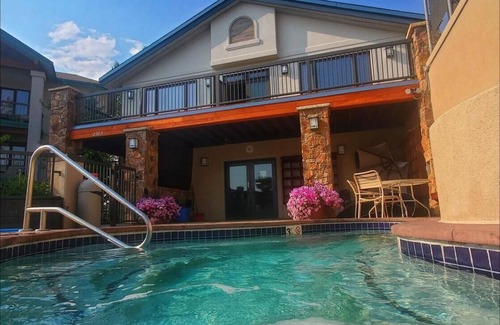 Steamboat Springs Condo | Ski in-Ski out Storm Meadows Club A Condo