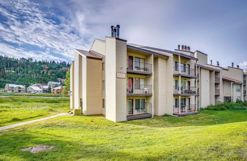 Brian Head Apartment | Ski-in/ski-out Brian Head Condo w/Hot Tub!