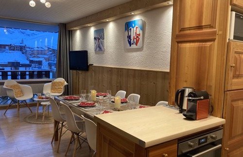Le Lavachet Apartment | ski in/ski out cosy apartment, nice view, WIFI