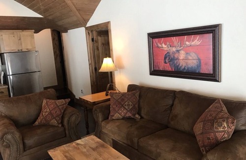 Park City House | Ski In/Ski Out Guest House at Peak 5 and 1990 Lifts