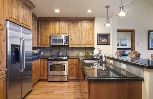 Avon Condo | Ski In/Ski Out! *High end LUXURY Penthouse* Two HUGE Master Suites!