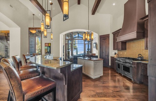 Park City House | Ski In Ski out in the heart of the mountains
