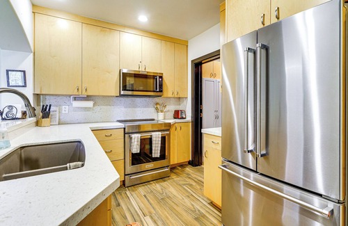 Salt Lake Mountain Resorts Condo | Ski-In/Ski-Out Solitude Condo w/Rooftop Hot Tub!