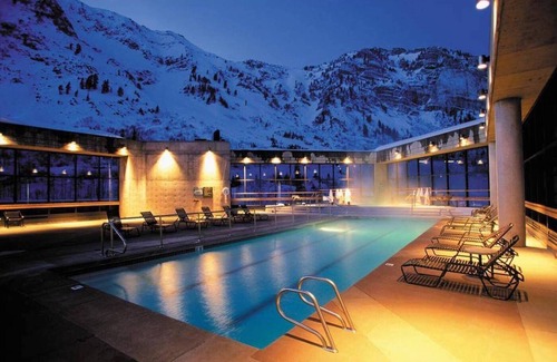 Salt Lake Mountain Resorts Condo | Ski-In/Ski-Out Snowbird King Bedroom plus Sofa Sleeper + Amenities