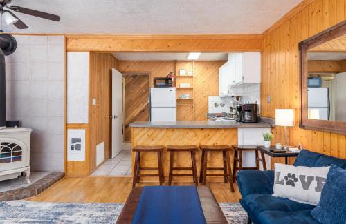 Brian Head House | Ski In Ski Out to Chair 8 3rd floor No elevator