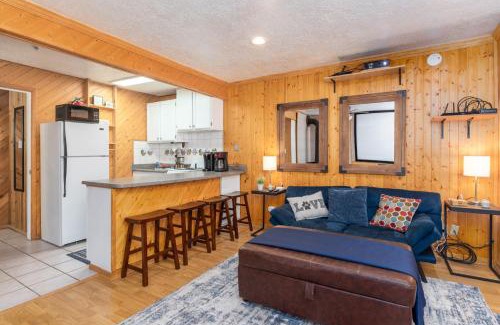 Brian Head House | Ski In Ski Out to Chair 8 3rd floor No elevator