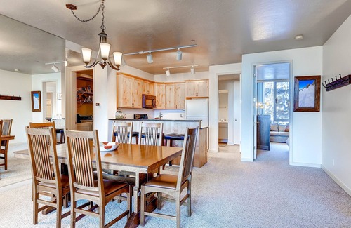 Salt Lake Mountain Resorts Condo | Ski in/Ski Out to Snowbird Ski Area in Spacious Condominium with Two Fireplaces