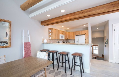 Saddle Ridge House | Ski-in/ski-out w/private hot tub & views in Moonlight Basin - Saddle Ridge - Pony Express Chalet