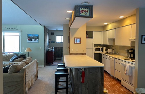 Carrabassett Valley Condo | ski in/ski out cozy condo with great views & privacy - one minute walk to trails