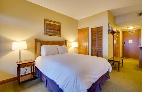 Park City Apartment | Ski-InandSki-Out Park City Studio with Pool Access!