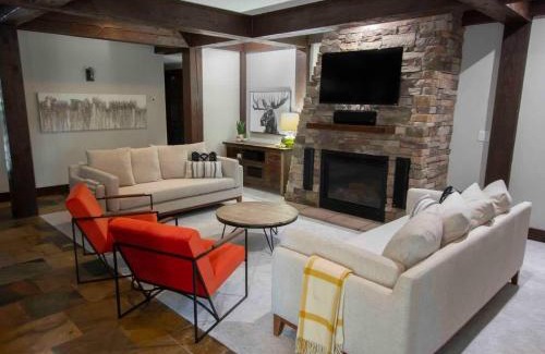 Ogden House | Ski-Inspired Home Close to Powder Mountain and Snowbasin