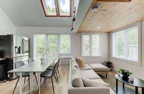 Mont-Tremblant Pedestrian Village Apartment | Ski'm On It Lodge - Pied de la montagne