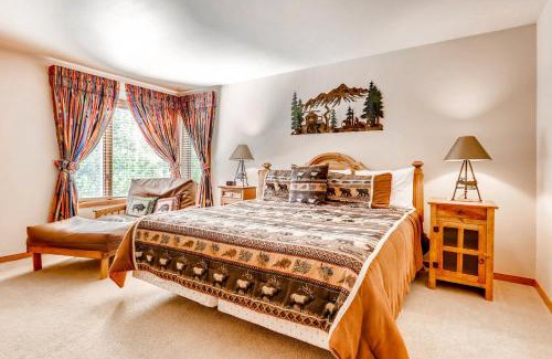 Mountain House Apartment | Ski Run Condominiums #108