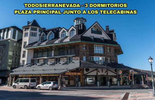 Pradollano Apartment | SKI & SNOW APARTMENTOS by TODOSIERRANEVADA - Plaza Principal Junto a los Telecabinas