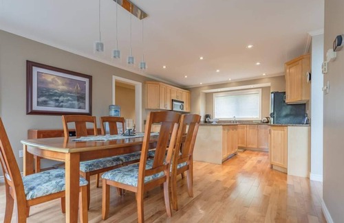 Humber Valley Ski Chalet | Ski/Snowboard, Snowmobile, Fishing, Hunting, Hot Tub, Chalet