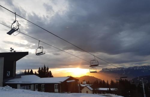 Allevard Apartment | Ski-to-door apartment au Collet d'Allevard