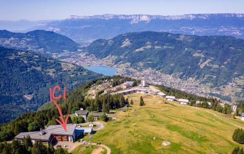 Allevard Apartment | Ski-to-door apartment au Collet d'Allevard