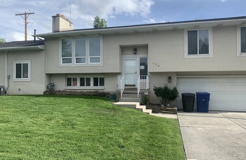 Murray House | Ski & Vacation Rental Close to All Resorts