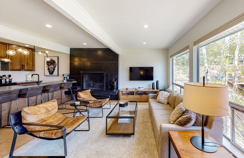 Purgatory Condo | Ski view condo with wood fireplace & front deck